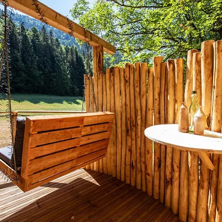 Hébergement de vacances La Pomme De Pin Perchée, Romantique Pour 2 Autrans-Meaudre-en-Vercors